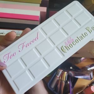 Too faced eyeshadow palette
